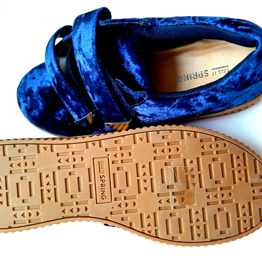 NEW Call It Spring Platforms - Picture 5 of 5